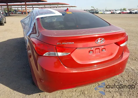 2012 Hyundai Elantra Gls (Ulsan Plant) z USA, uszkodzony, nr VIN KMHDH4AE1CU279298